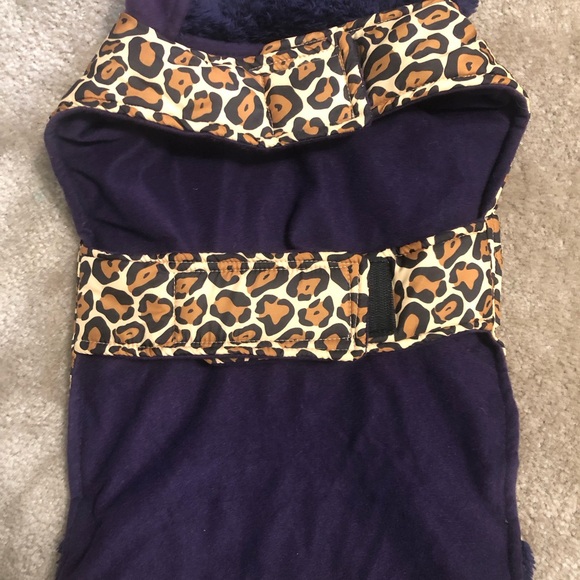 Adorable dog jacket, purple/gold/black detail - Picture 2 of 2
